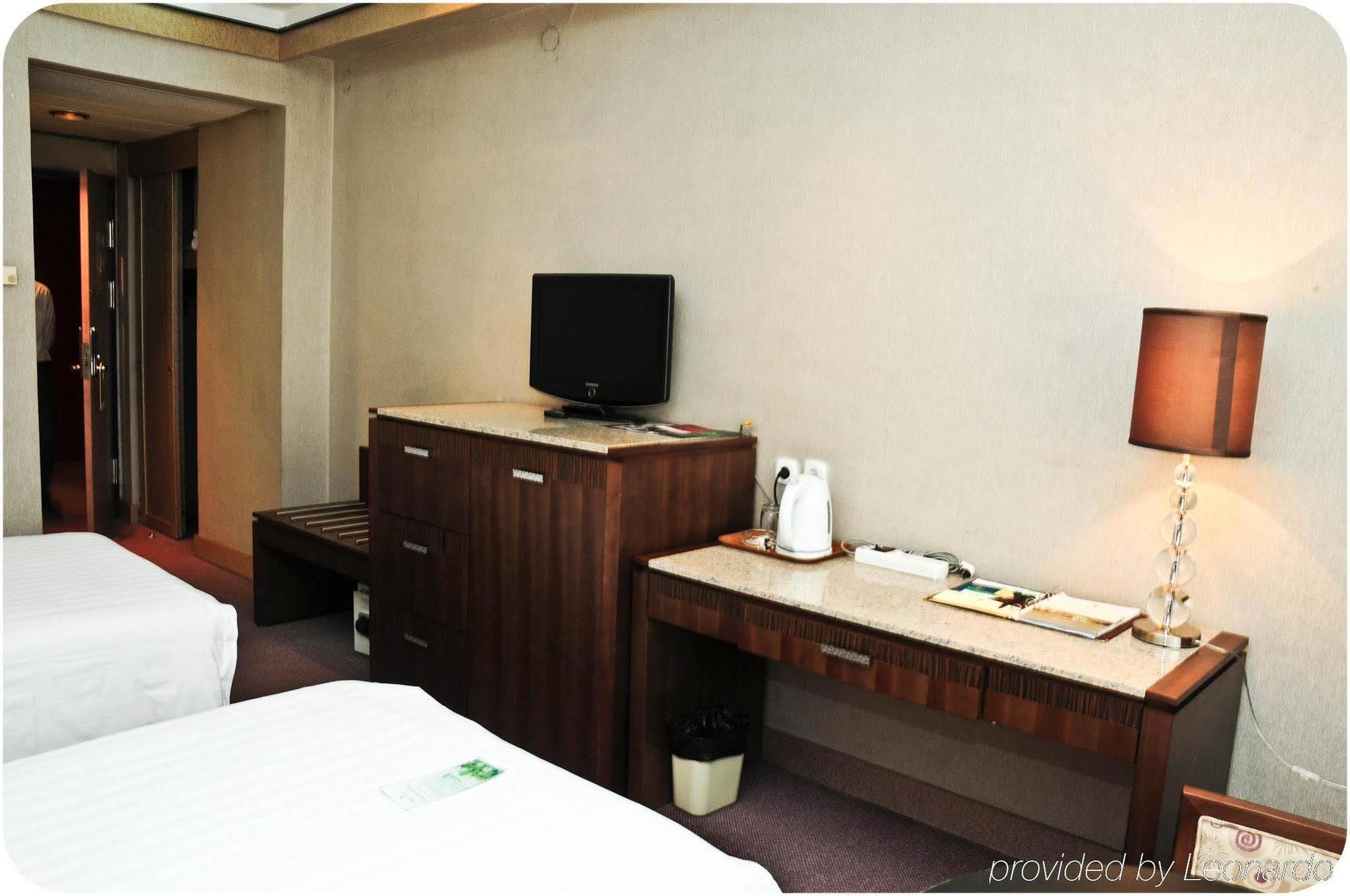Chinggis Khaan Hotel Oelan-bator Buitenkant foto