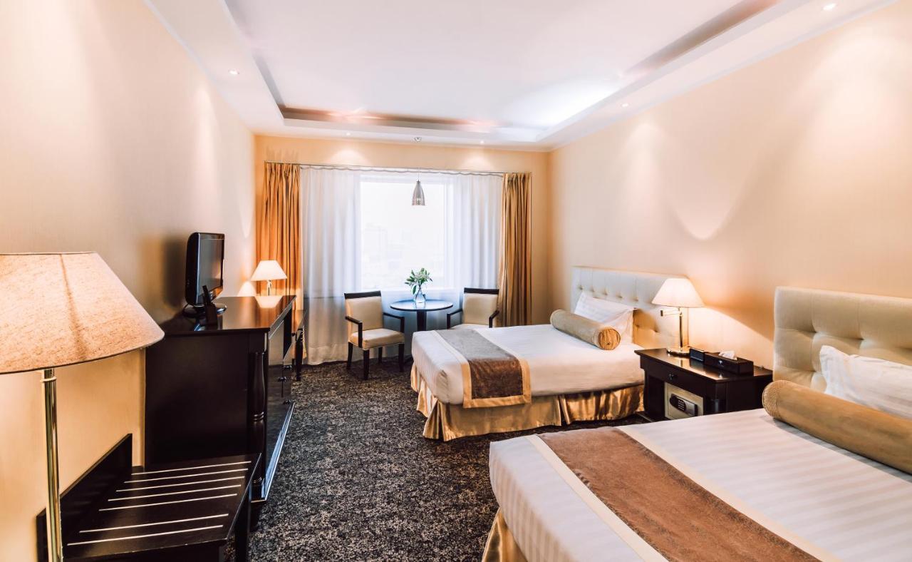Chinggis Khaan Hotel Oelan-bator Buitenkant foto